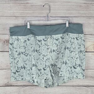 Athleta Trekkie North Lightweight Shortie Shorts Ethereal Bloom Magnolia Size 22